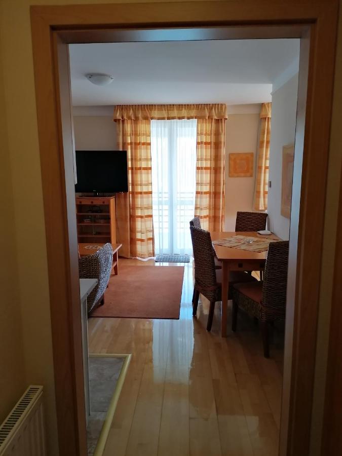Daniella Apartmens Buk Ngoại thất bức ảnh